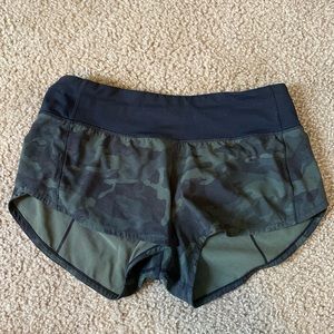 Lululemon camouflage print shorts with small zipper in the back